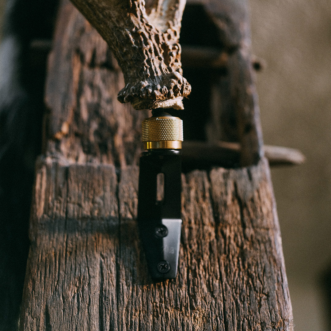 RH1 - Black + Brass